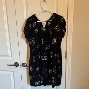 90’s vintage Black and White Patterned Dress